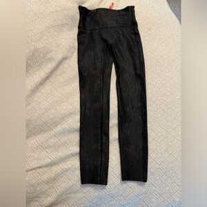Black Spanx Faux Leather Leggings Size L